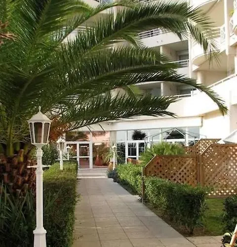 Climatise 3 Mn Du Samedi Au Samedi Antibes Juan Les Pins *